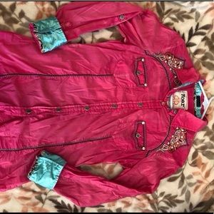 🌵Beautiful button down shirt🌵